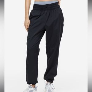 H&M Winderbreaker Jogger pants